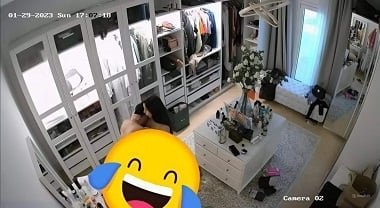 Bộ phim người lớn vợ dắt 