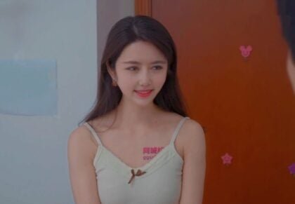 Địt lút cô bạn hư hỏng mới quen Lý Yên