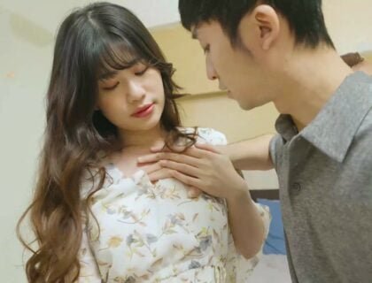 Mẹ kế nóng bỏng Li Yunxi cuồng nhiệt với con trai riêng, tiếng rên rĩ vang dội